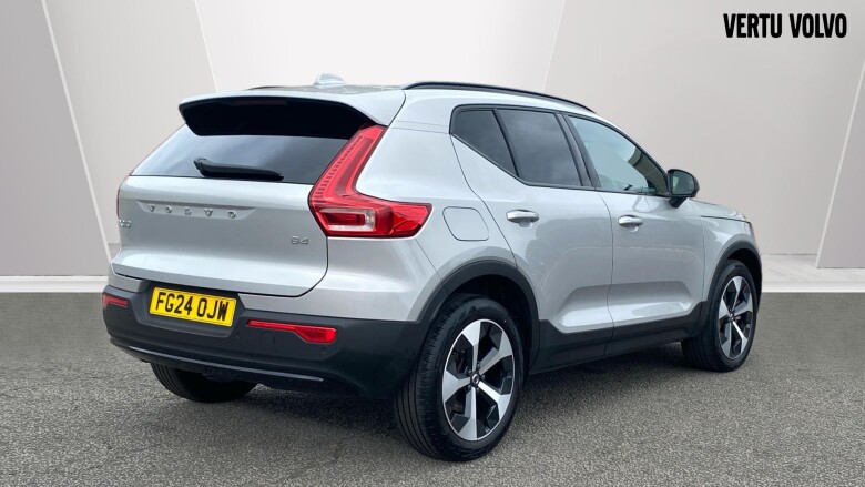 Volvo XC40 2.0 B4P Plus Dark 5dr Auto Petrol Estate